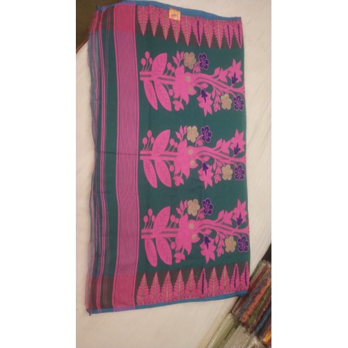 Kolkata Tant Saree: The Essence of Bengali Tradition