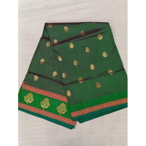 Pure Handloom kadua boota Banarasi Saree