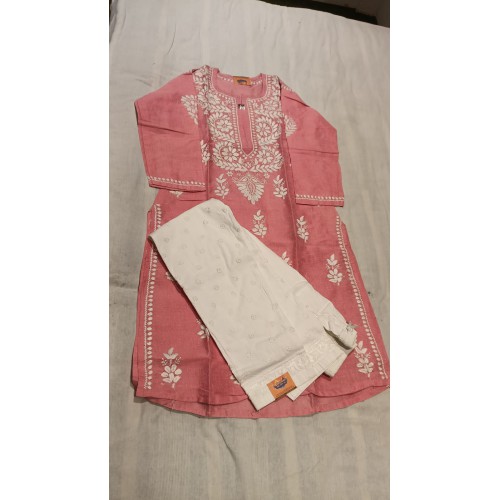 Discover the Elegance of Handmade Chikankari! Kurti Suit Set