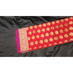 Banarasi Saree – A Blend of Tradition & Royalty