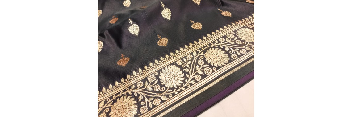 Fusion Fashion: Wearing Saree with Jackets & Belts-best sarees shop in varanasi Fusion Fashion: Wearing Saree with Jackets & Belts-best sarees shop in varanasi