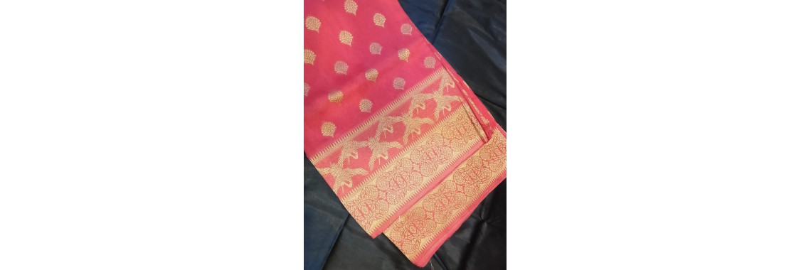 Best Saree Looks for Office Parties & Corporate Events-best sarees shop in varanasi Best Saree Looks for Office Parties & Corporate Events-best sarees shop in varanasi
