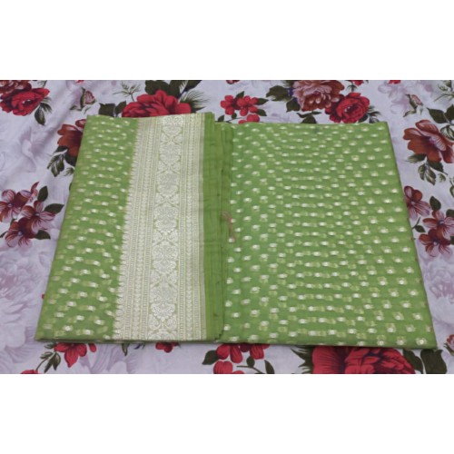 Hariyali Grace Banarasi Saree Hariyali Grace Banarasi Saree